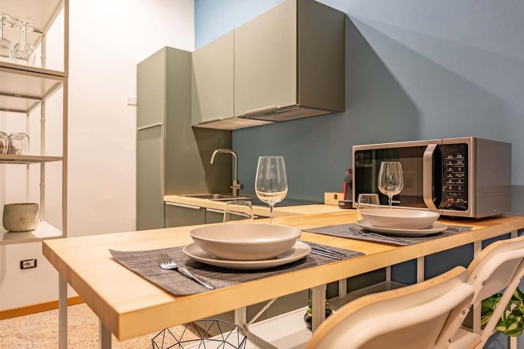 Guest Planet - Cozy Housing Porta Romana M3 Milan Extérieur photo